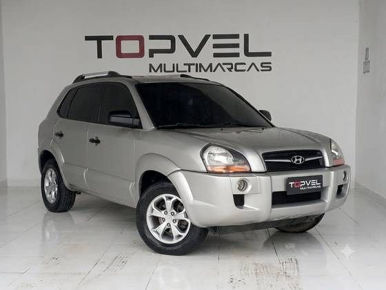 HYUNDAI TUCSON 2.0 MPFI GL 16V 142CV 2WD GASOLINA 4P MANUAL HYUNDAI TUCSON 2.0 MPFI GL 16V 142CV 2WD GASOLINA 4P MANUAL